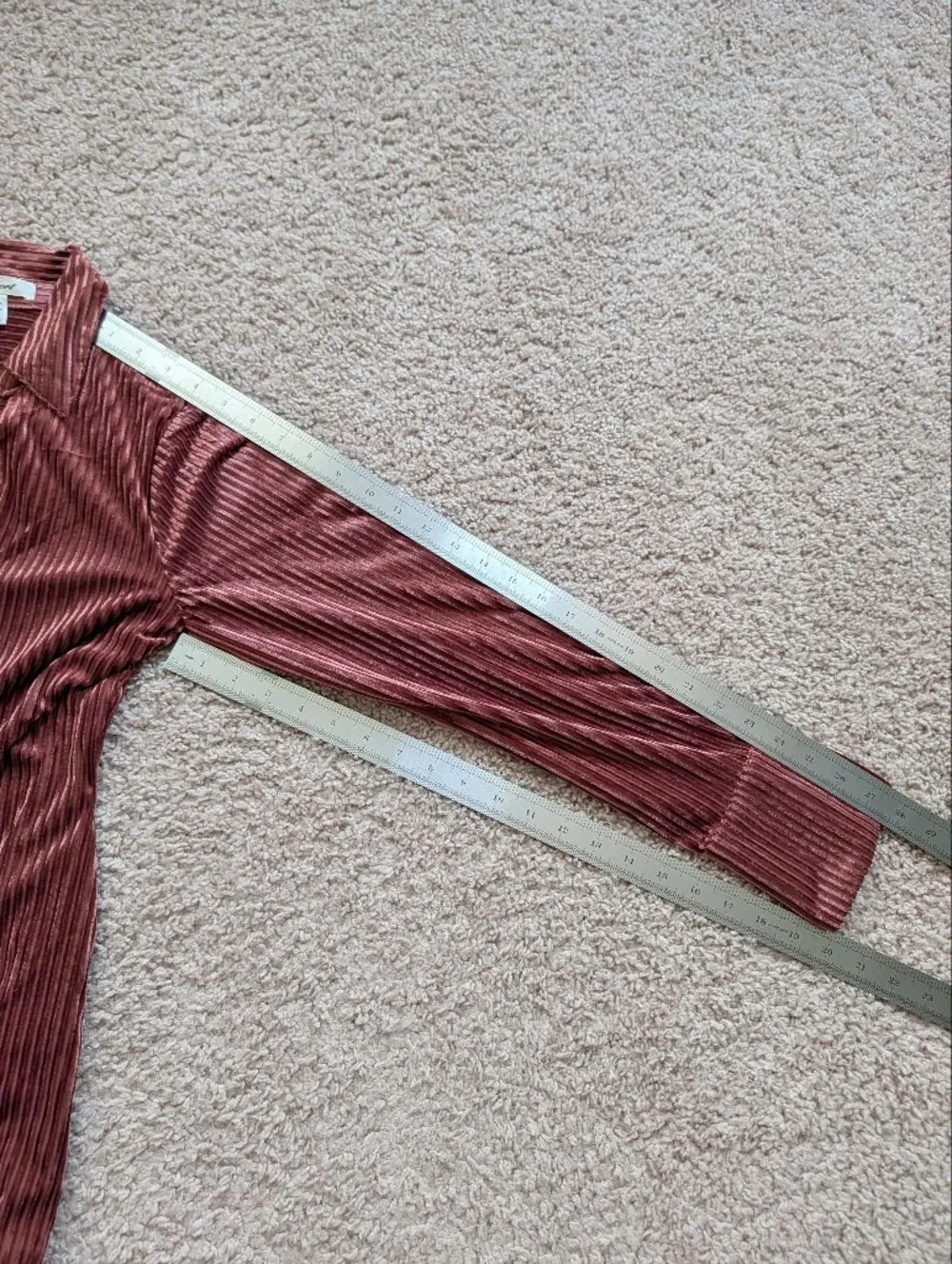 Passport Womens Rose Red Velvet Ribbed Button Front Top & Flare Pants Set Small